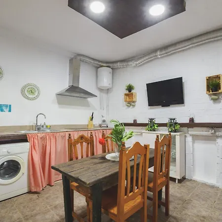Holiday home Cubo's La Parra Pizarra